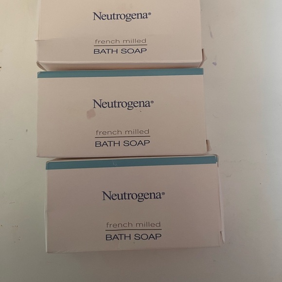 Neutrogena French Milled Soap And Bath Soap Set Of 3 Travel Size - Picture 1 of 1
